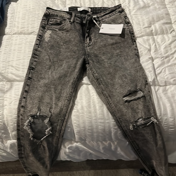 New with tag size 29 vervet jeans - Picture 2 of 2